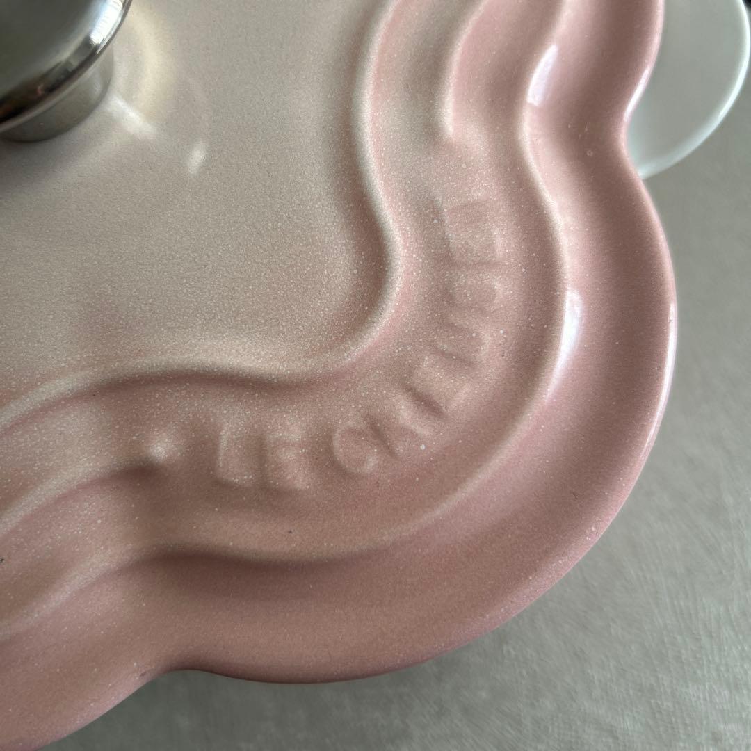 ルクルーゼ ココットフルール パウダーピンク　ル・クルーゼ