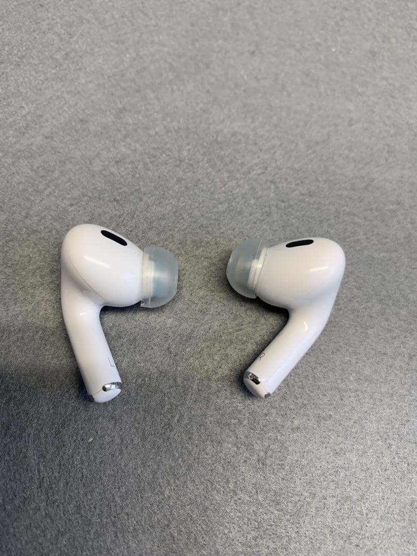 美品 AirPods Pro 第2世代 Lightning充電口