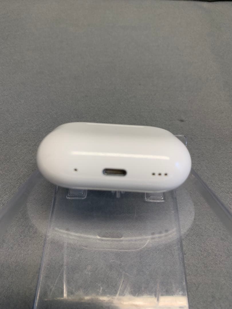 美品 AirPods Pro 第2世代 Lightning充電口