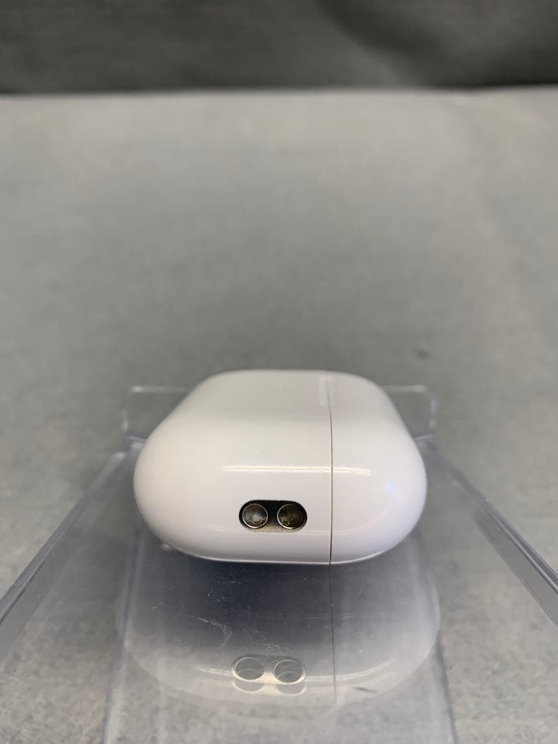 美品 AirPods Pro 第2世代 Lightning充電口