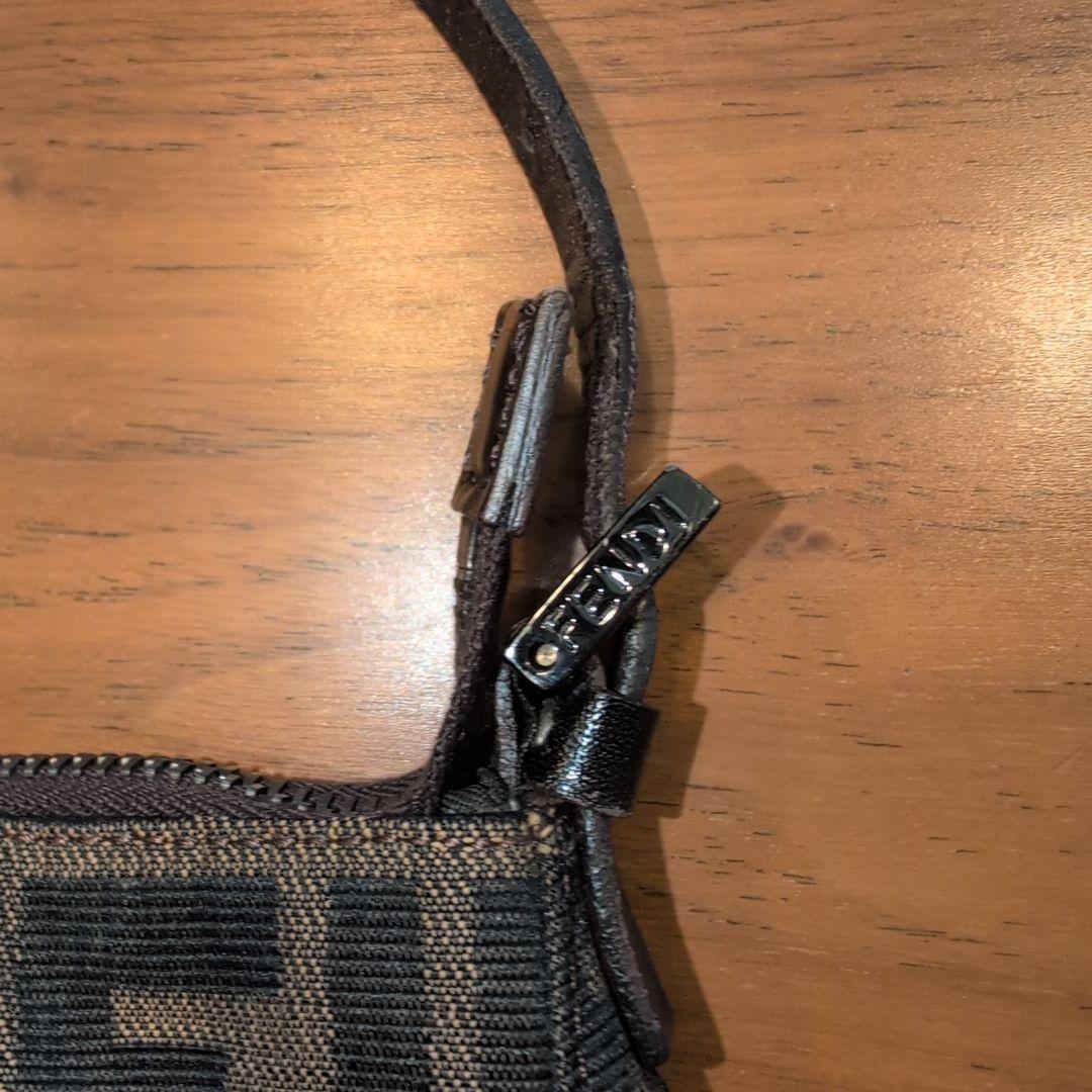 FENDI フェンディ ズッキーノ ワンショルダーバッグ