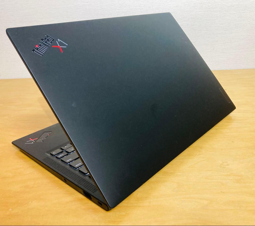 ThinkPad X1 Carbon Gen10/メモリ16GB/office付