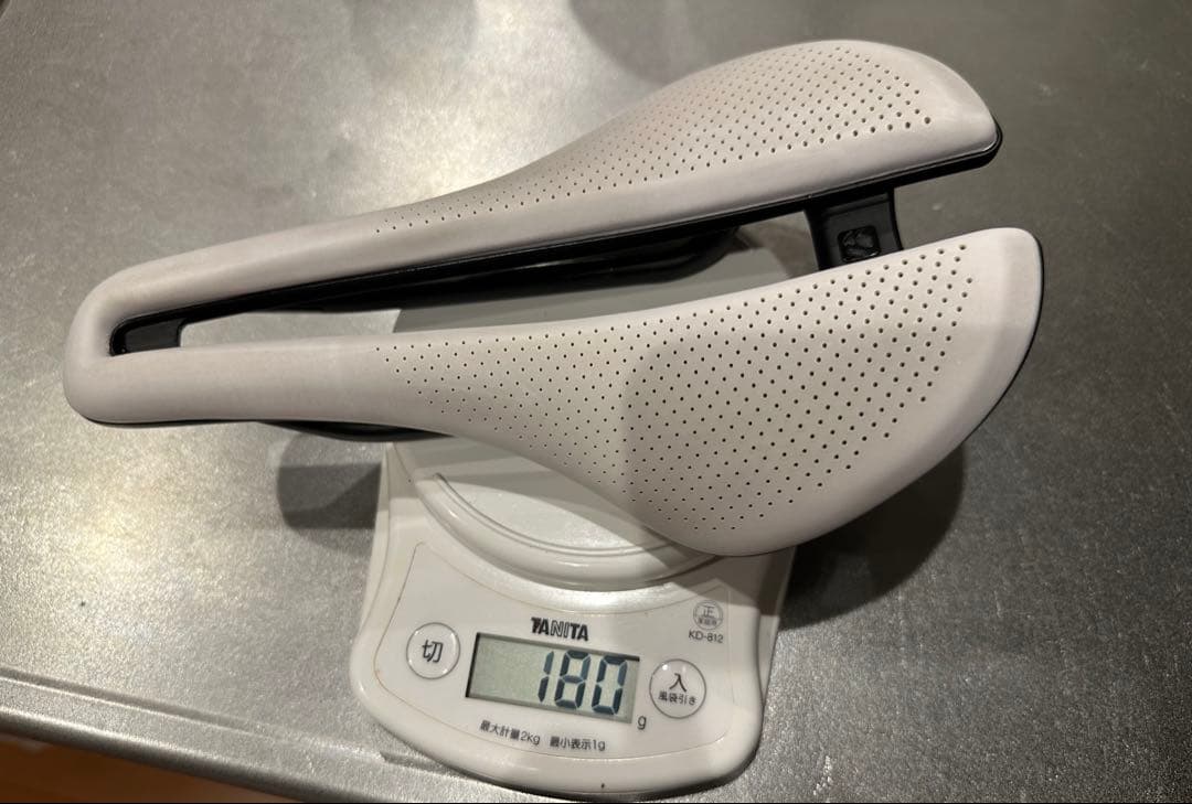 美品BONTRAGER AEOLUS PRO カーボンレール サドル