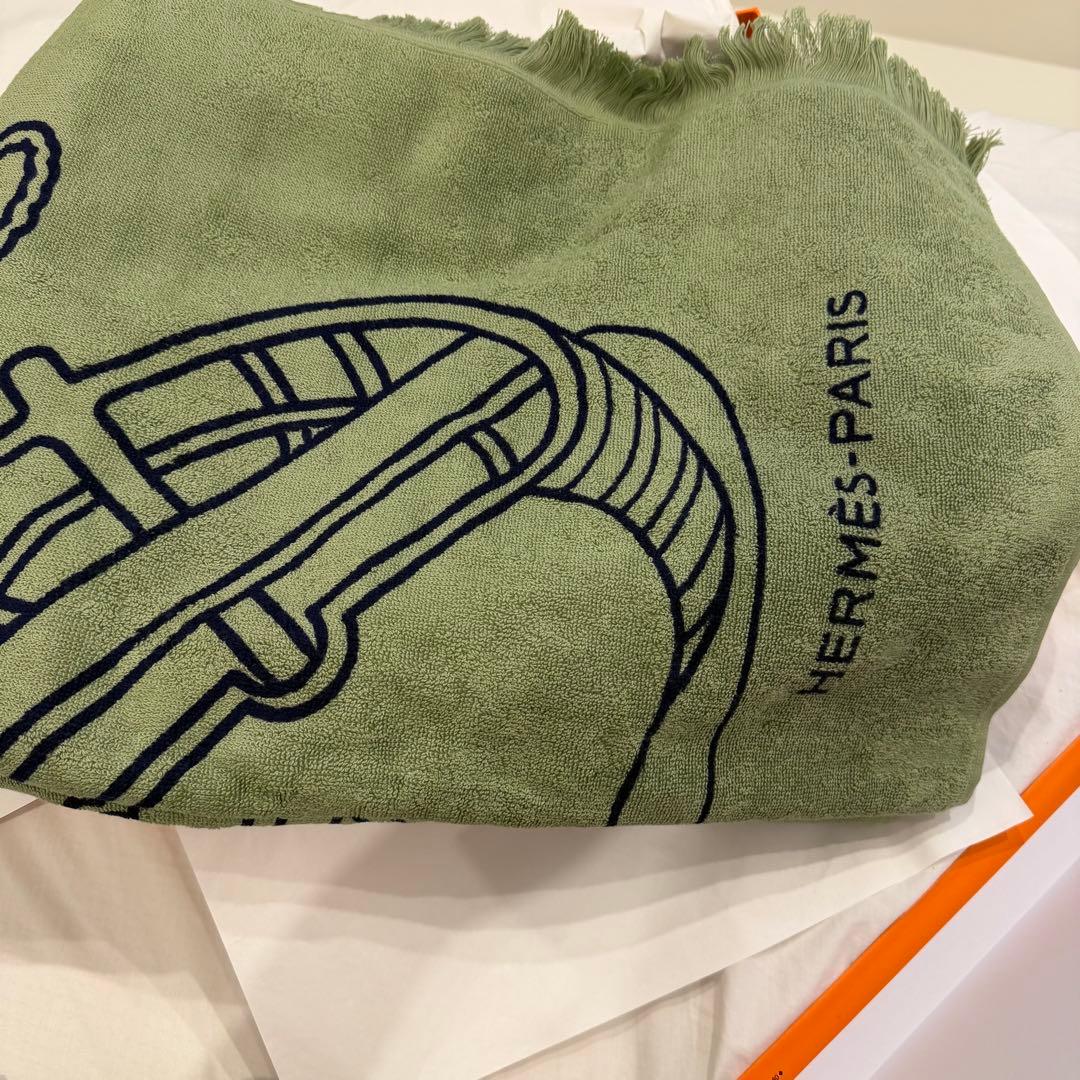 新品　HERMÈS エルメス　イヤーズギフト　2025 ブランケット　タオル