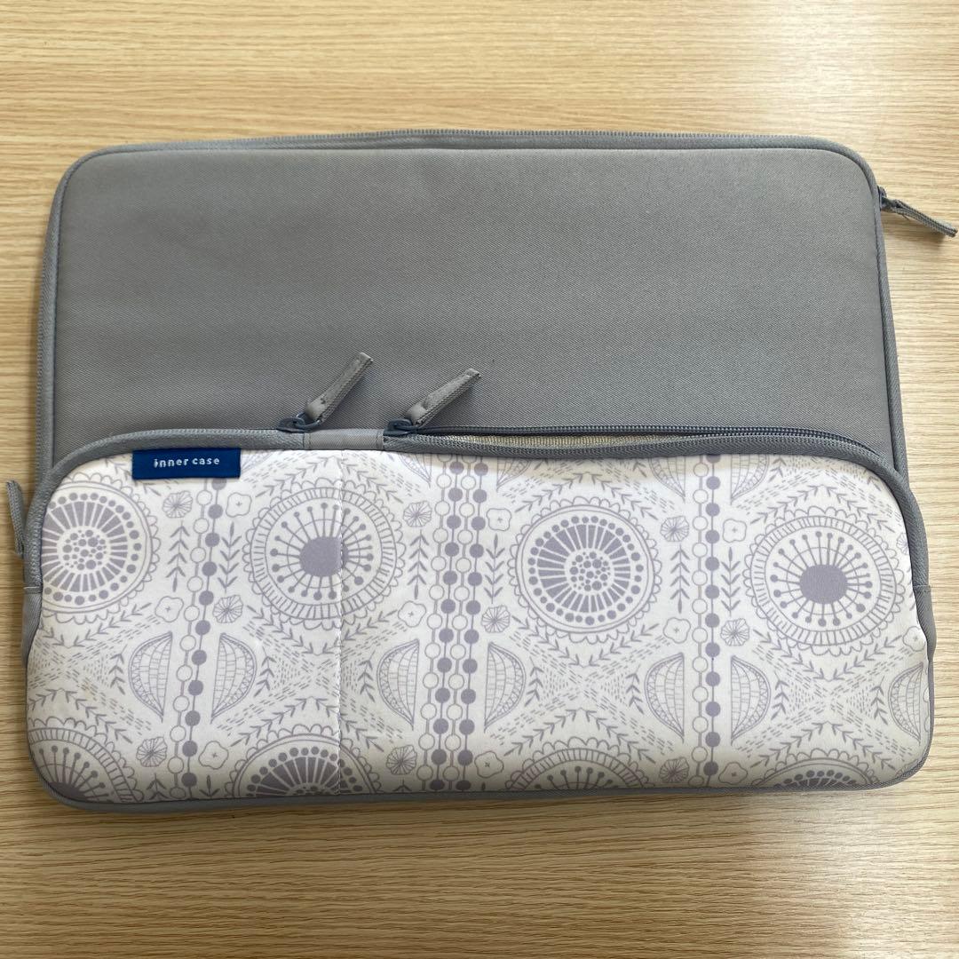 Apple MacBook Air M2 13インチ