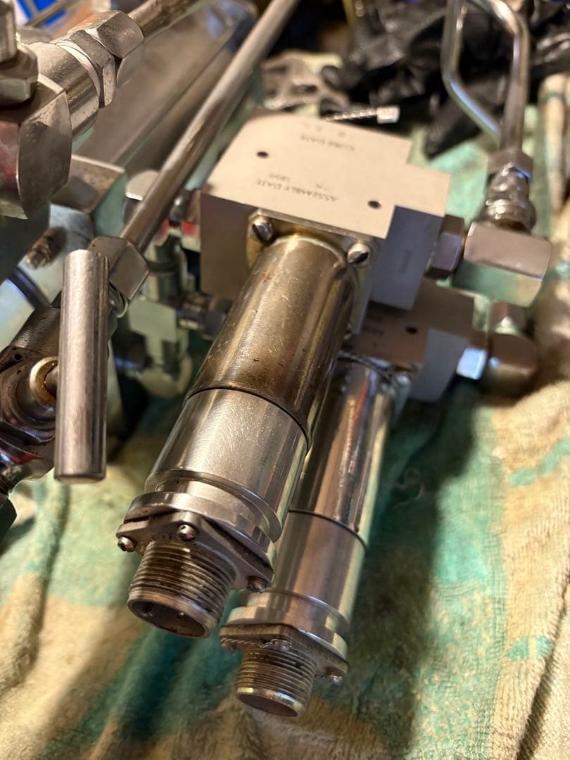 ADEX スクエア　ローライダー　ハイドロ　インパラ　キャデラック　ポンプ