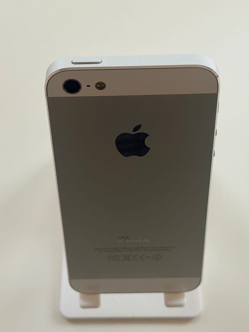 【超極美品】iPhone５シルバー32GB iOS 10.3.1コレクション級