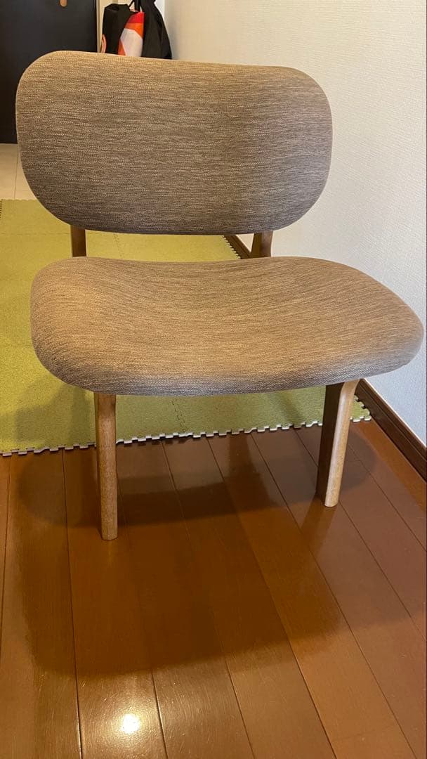 【旧モデル】リビングダイニング1人用チェア(Nシール)