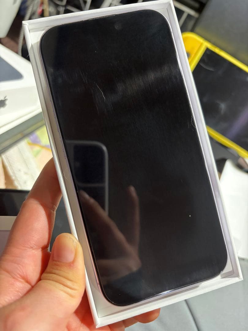 【美品】iPhone17 ラベンダー 本体 256GB