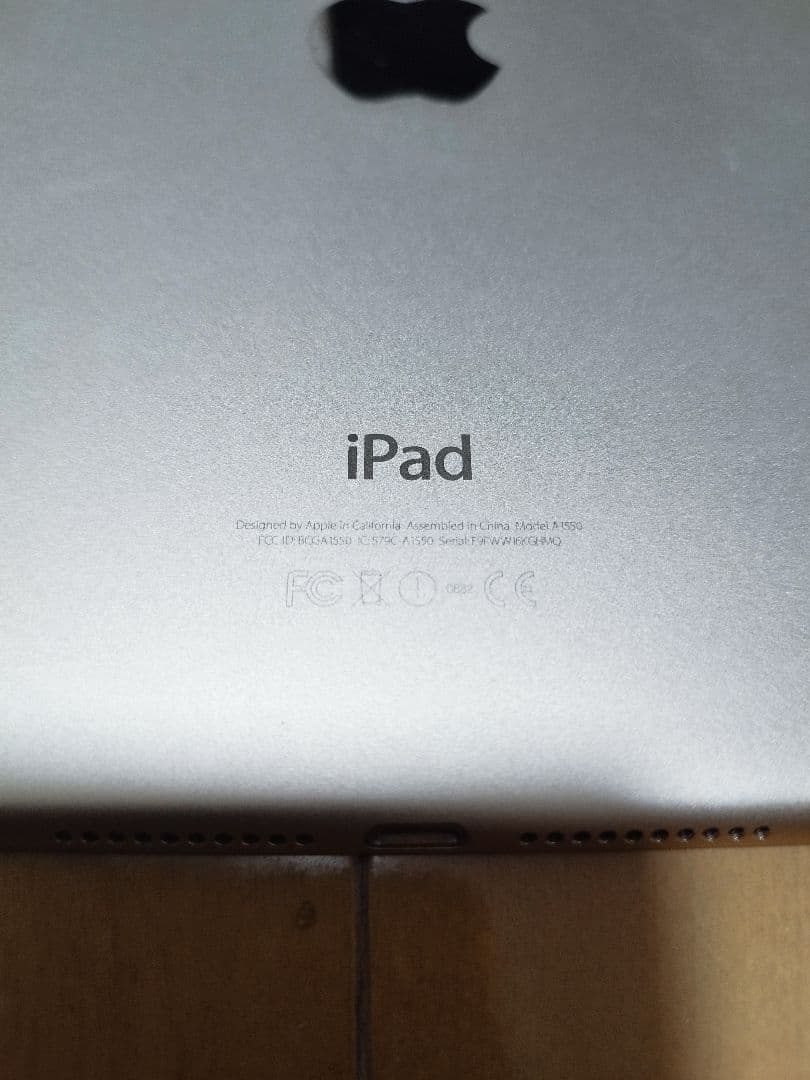 【動作確認済】iPad mini4　128GB