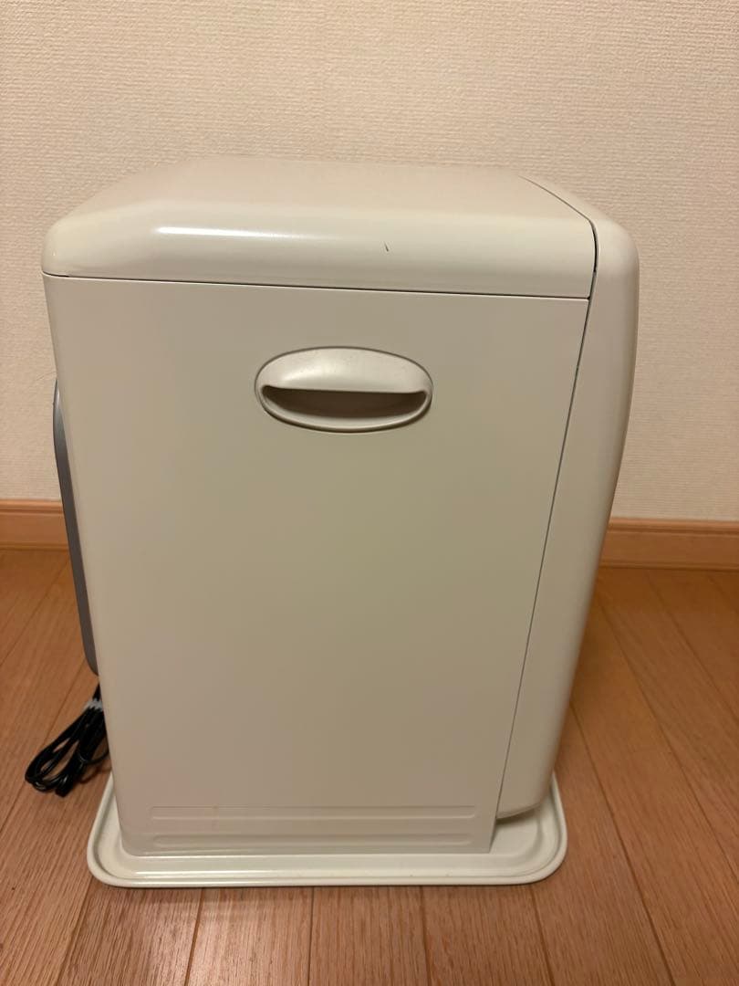 ★美品★9.0L■ダイニチ石油 ブルーヒーターFW-3617L■2017年製