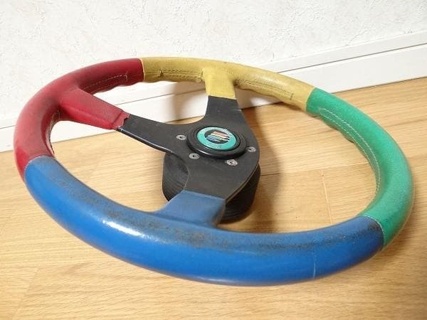 イタリア製 MOMO ベネトン F1 ステアリング ハンドル 旧車 アメ車