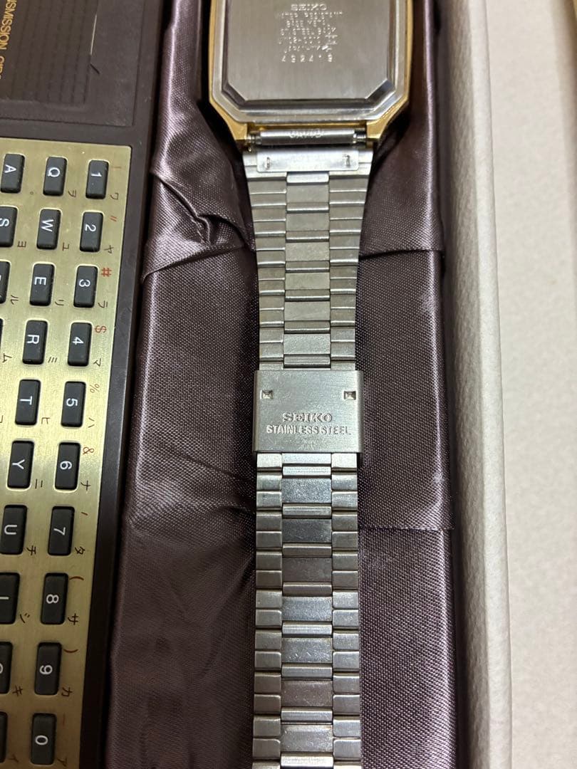 SEIKO UW02-0010 メモダイアリー ゴールド デジタル クオーツ