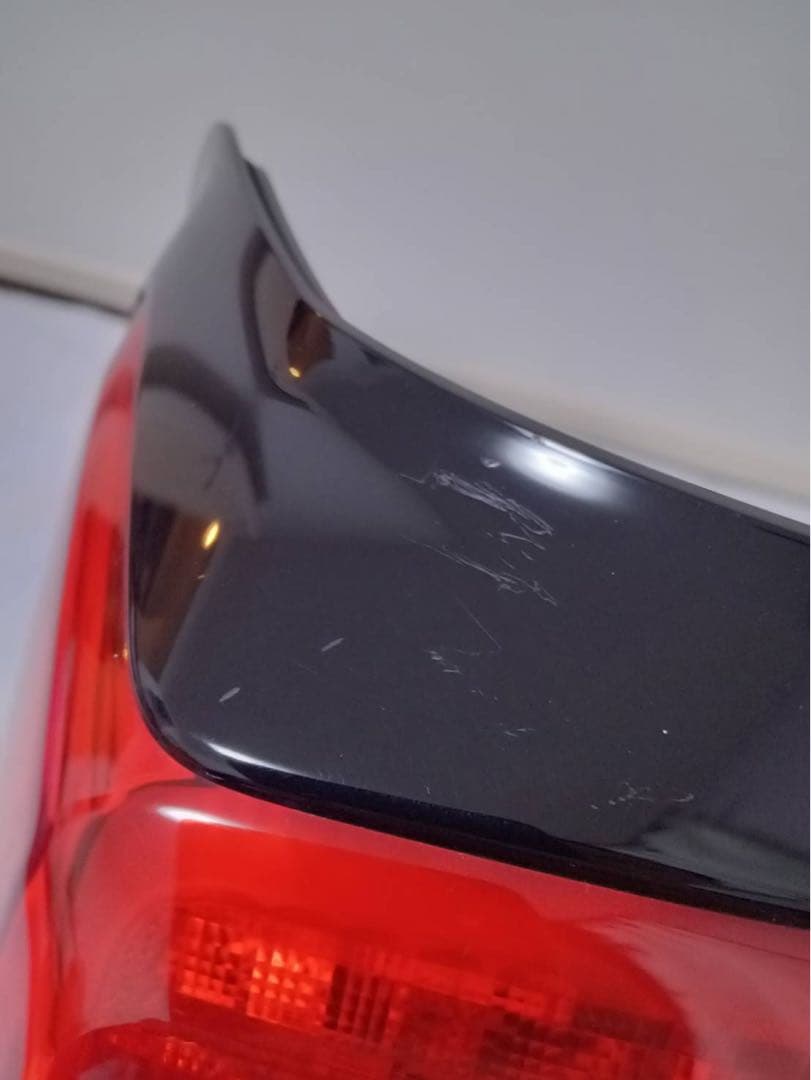 プラド150系後期純正テールランプ（左側のみ）