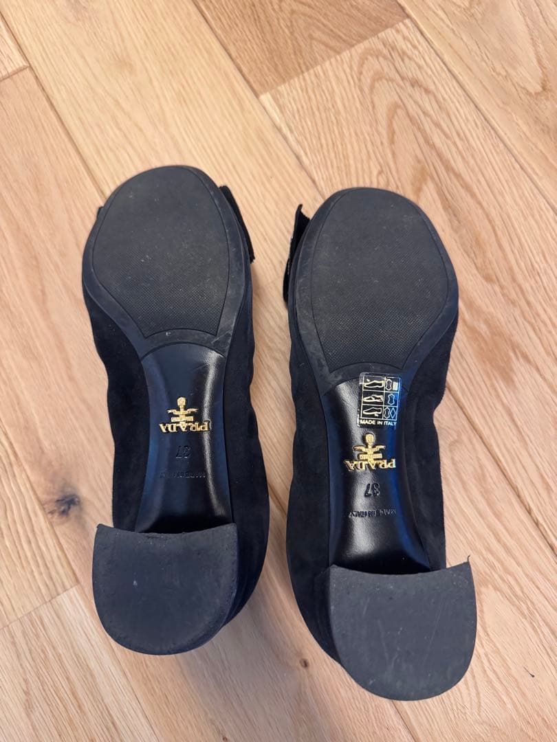 K*a様 Prada ブラック フラットシューズ 37