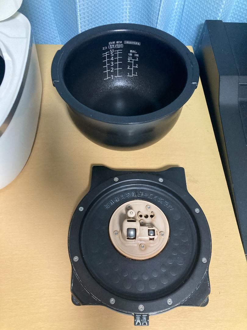 ★タイガー JPC-10NJ 圧力IH炊飯器 5.5合炊き 2018年製 ★