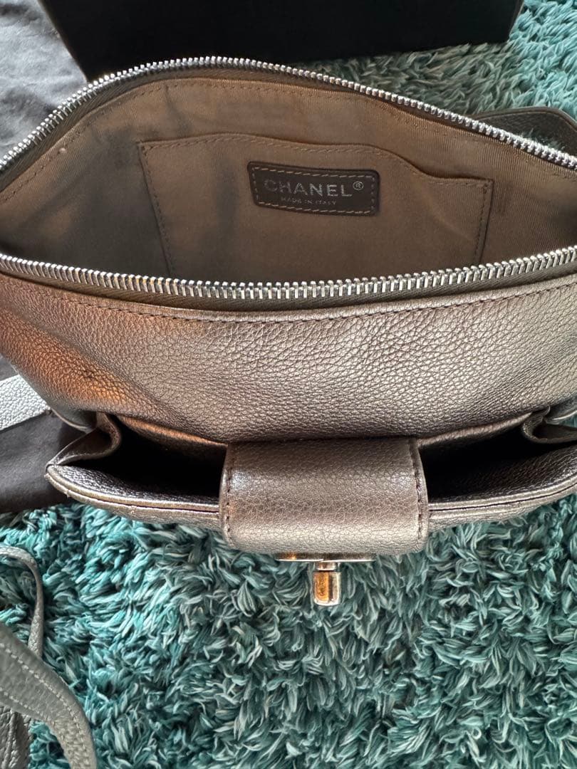 箱無しで大特価‼️CHANEL シルバー キルティングショルダーバッグ
