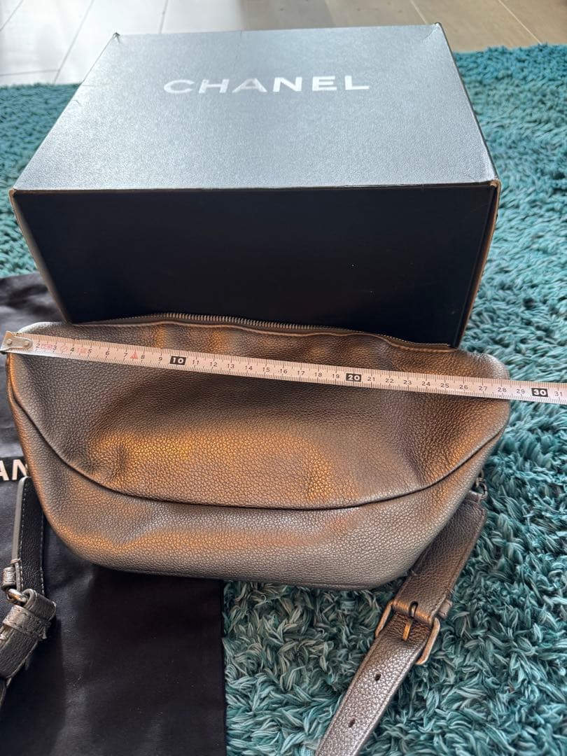 箱無しで大特価‼️CHANEL シルバー キルティングショルダーバッグ