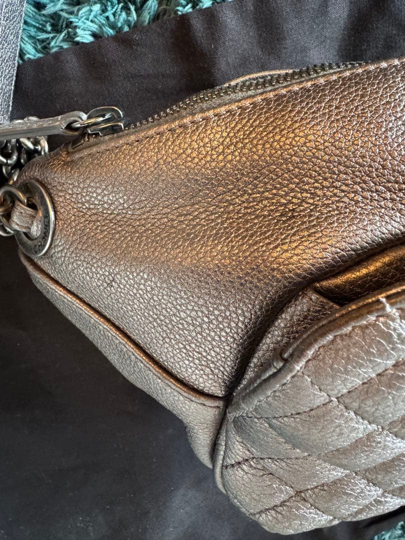 箱無しで大特価‼️CHANEL シルバー キルティングショルダーバッグ