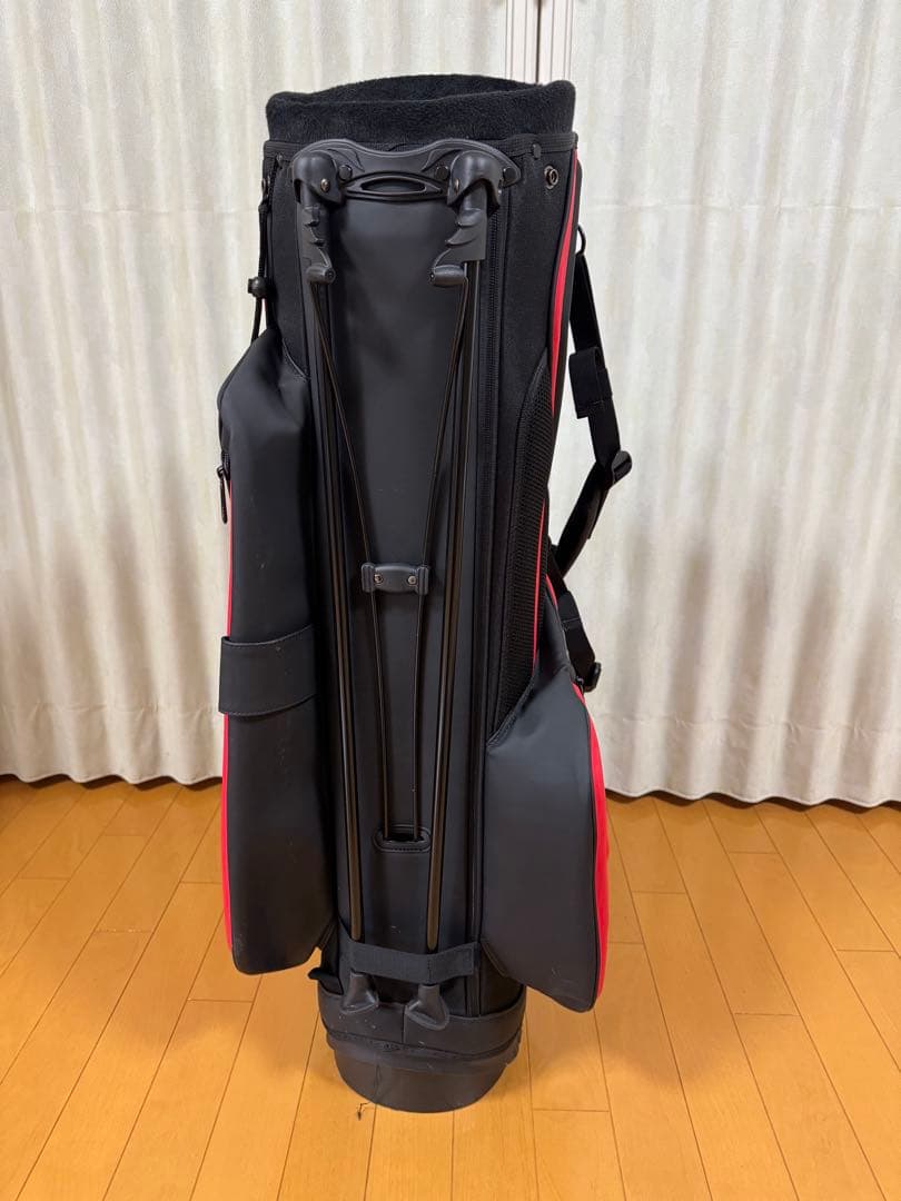 テーラーメイド　ステルス　スタンドバッグ 赤黒