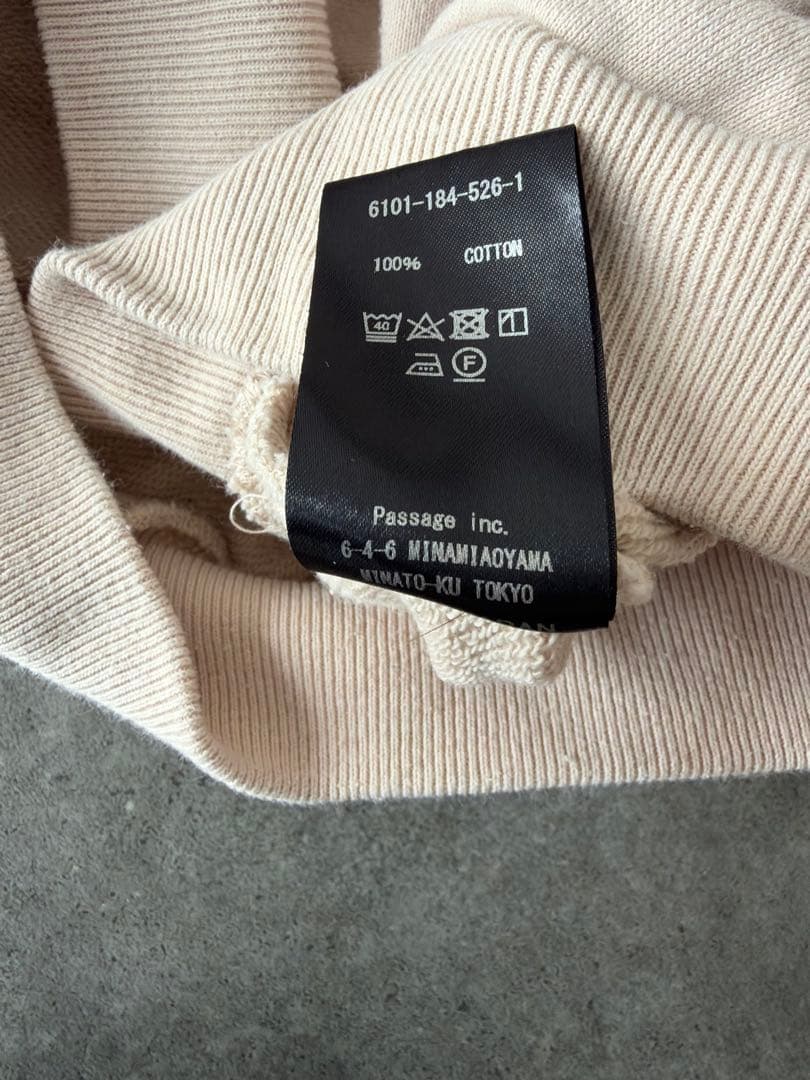 人気完売品　COGTHEBIGSMOKE ELLIS スウェット ベージュ 美品