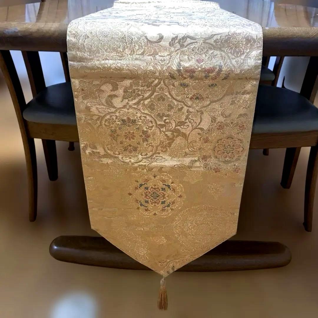 table runner 長長尺　金彩正倉院文　帯リメイク　正絹証書付