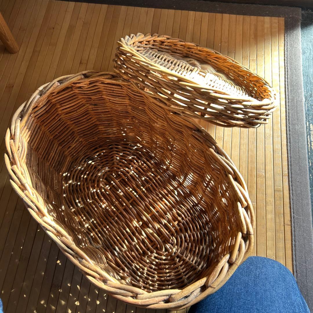 ラタン　かご　収納ボックス　フタ付き　オーバルボックス　アジアン　タイ　ベトナム