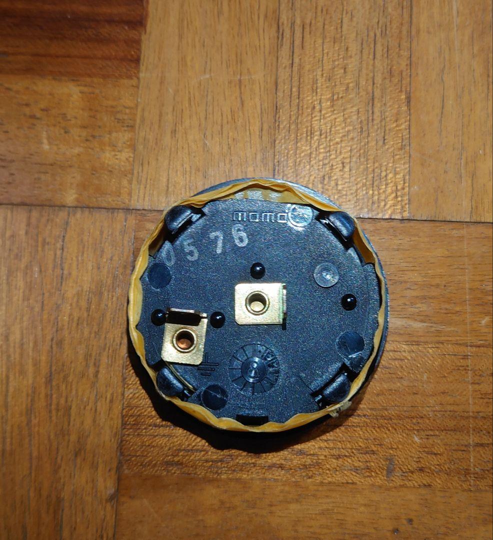 momo ステアリング 30パイ