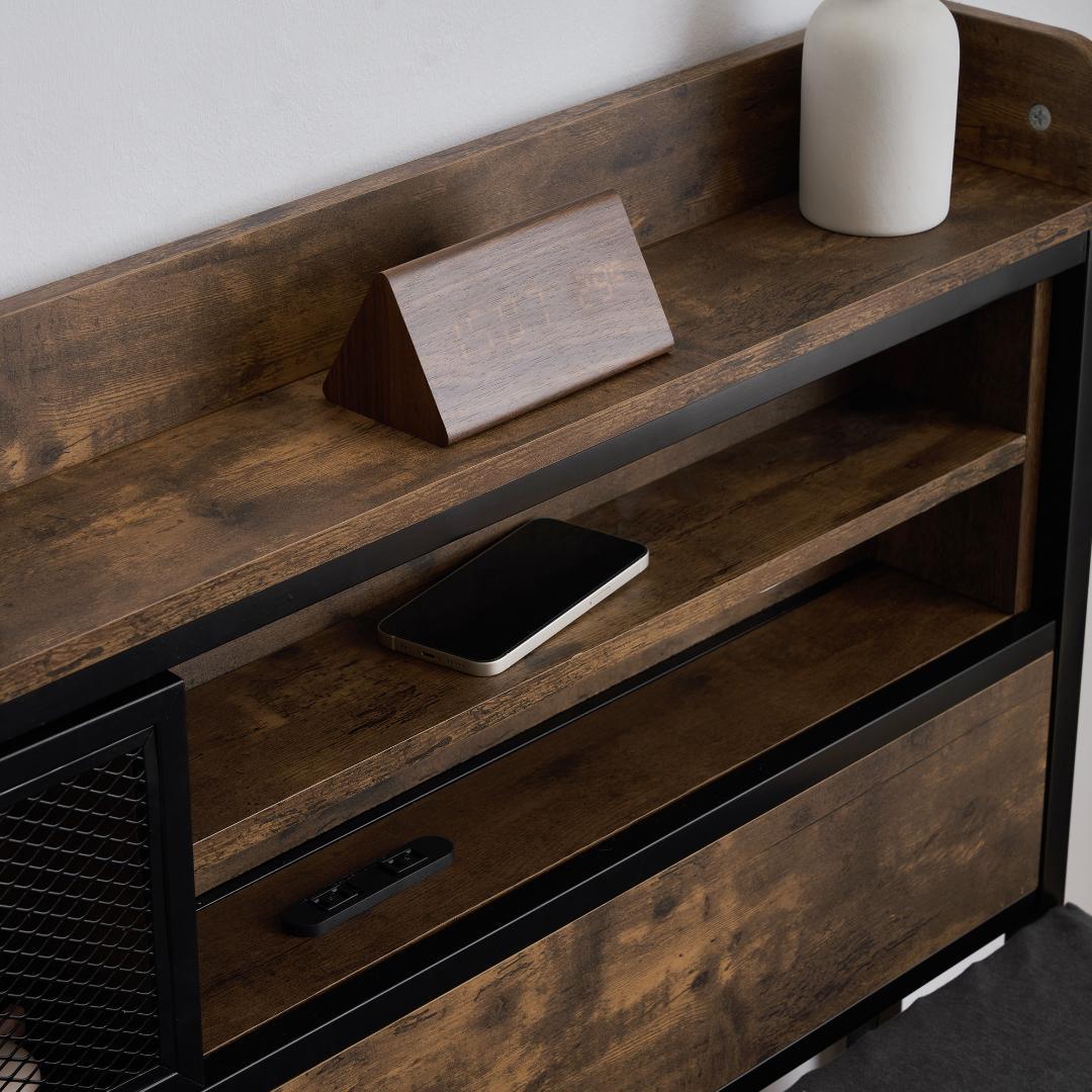 人気再入荷！D・ダブル　高級ベッドフレーム・コンセント付き