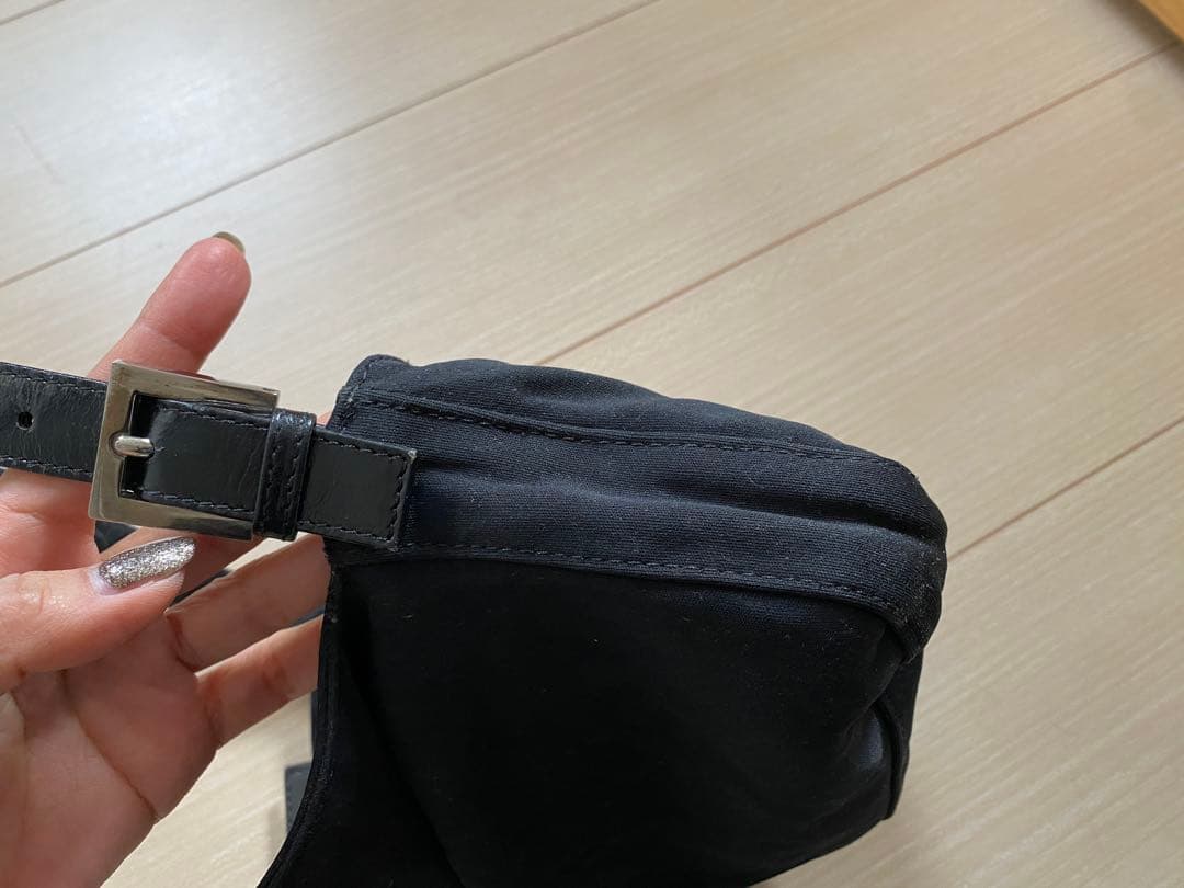 FENDI フェンディ　マンマバケット　ショルダーバッグ