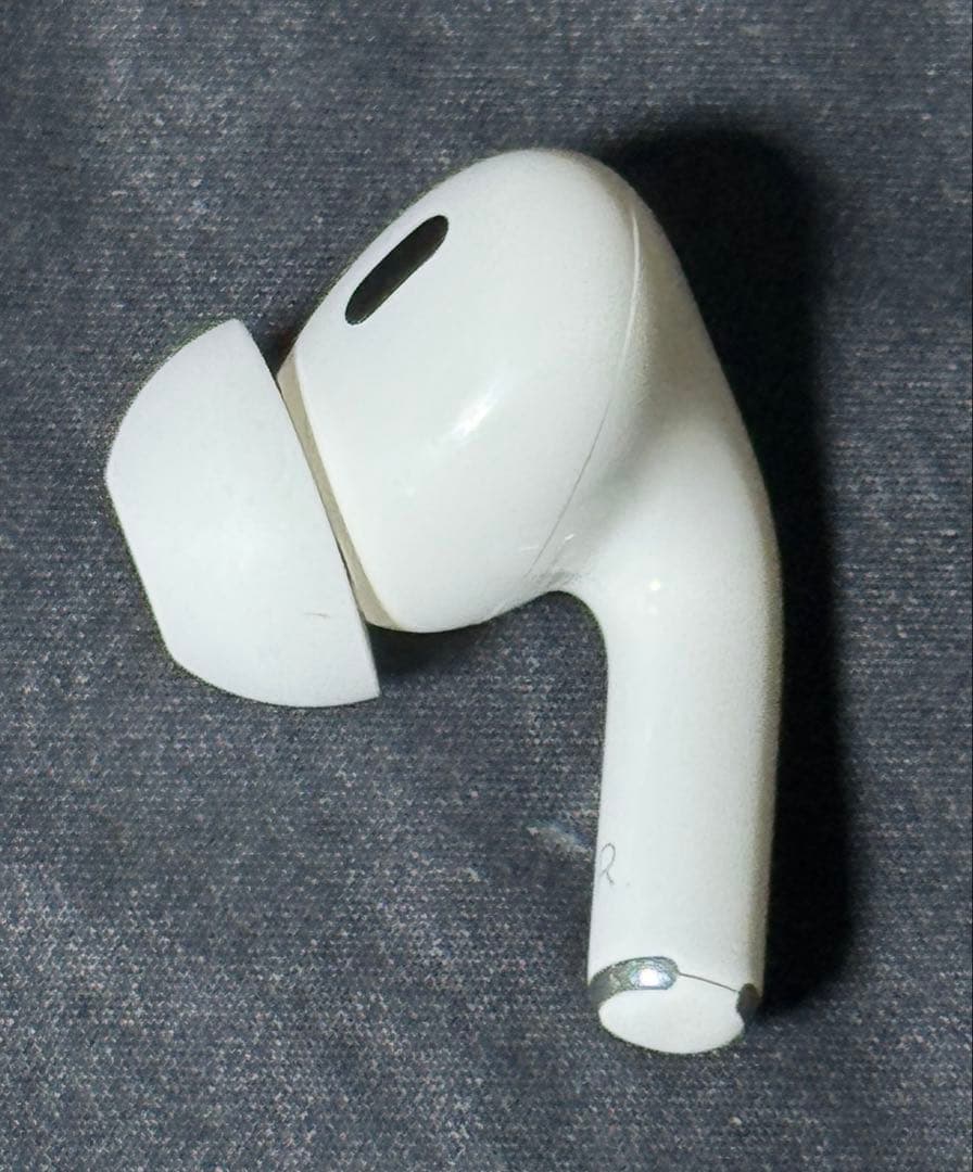 Apple AirPods Pro 第二世代本体　イヤーピース新品