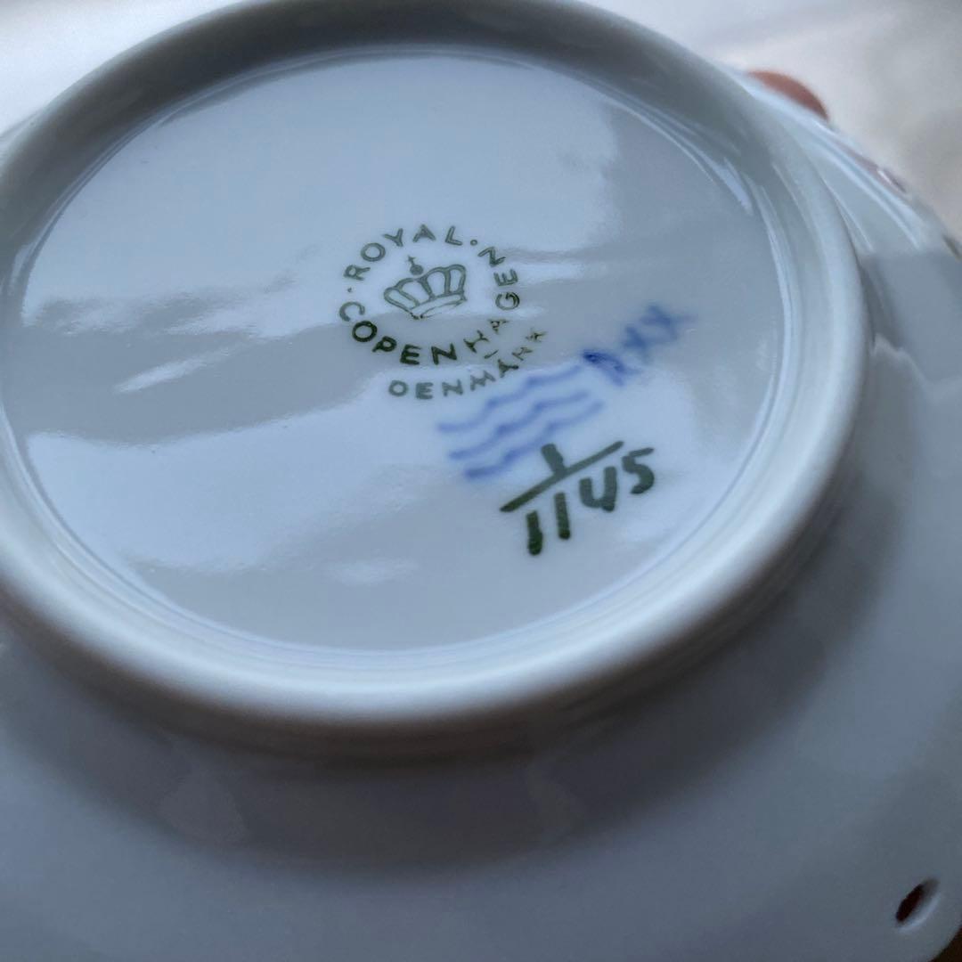ヨ*ー様 ロイヤルコペンハーゲンブルーフルーテッドフルレース1145