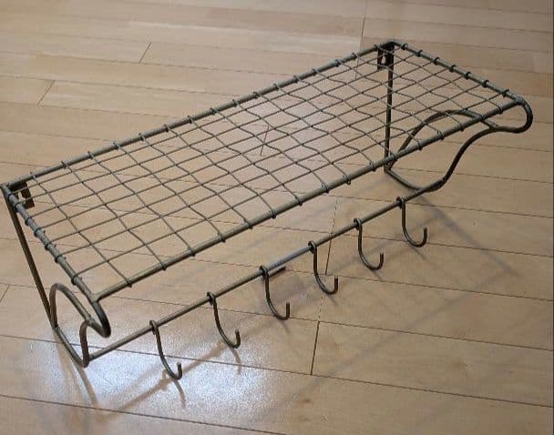 アンティーク調　ワイヤーウォールシェルフ