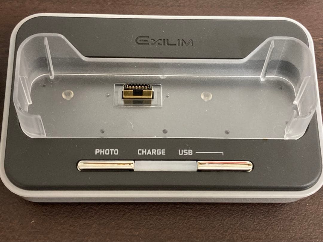 CASIO EXILIM EX-Z750 コンパクトデジタルカメラ　コンデジ