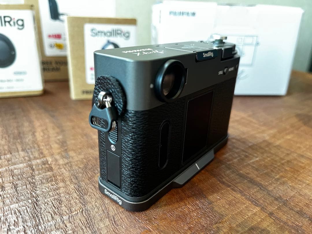 FUJIFILM xhalf x-hf1 チャコールシルバー アクセサリー多数
