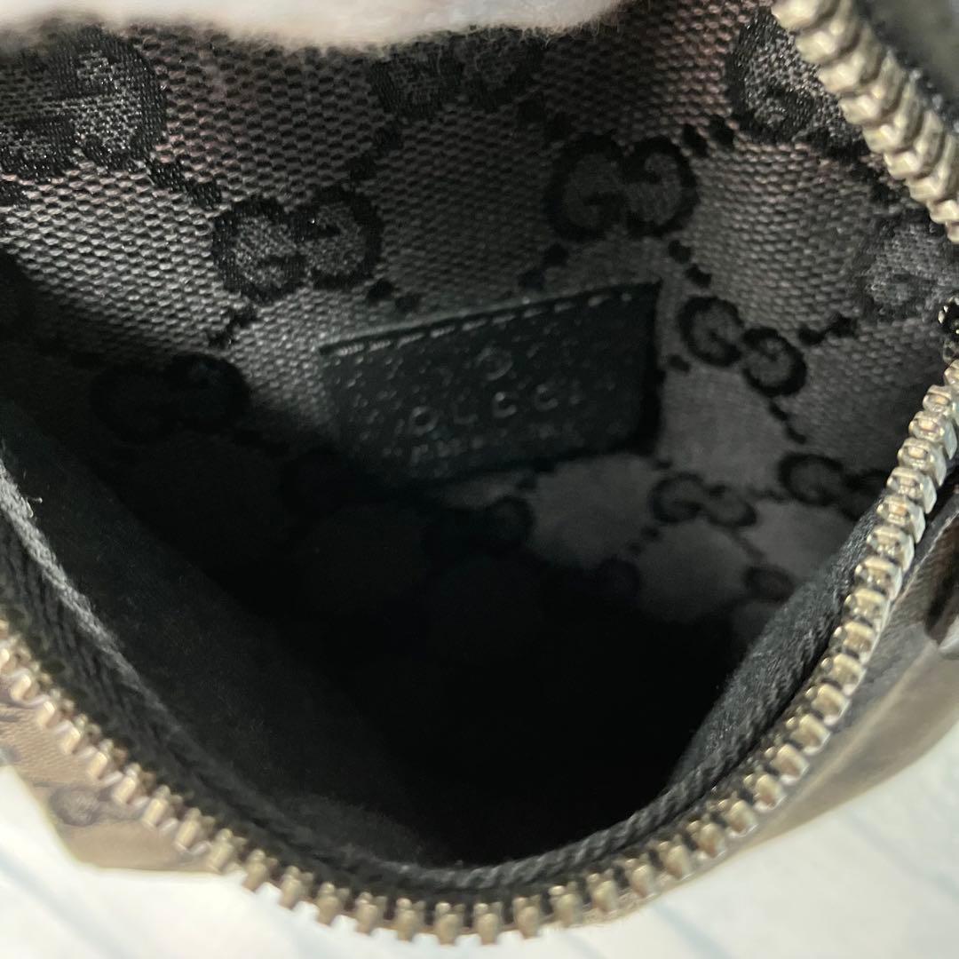 美品　140 GUCCI グッチ　ボディバッグ　ウエストバッグ　GG柄