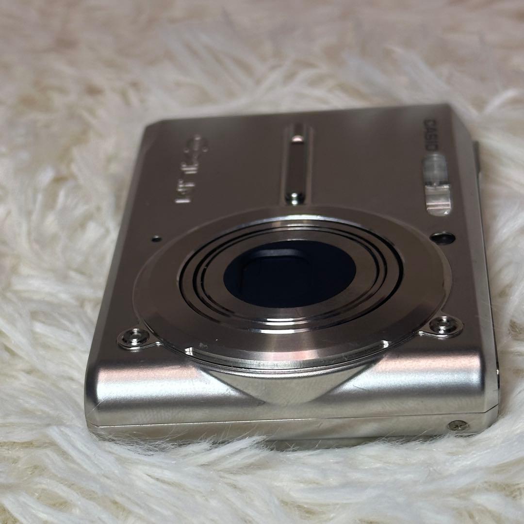 CASIO EXILM EX-S600 シルバー コンデジ デジタルカメラ