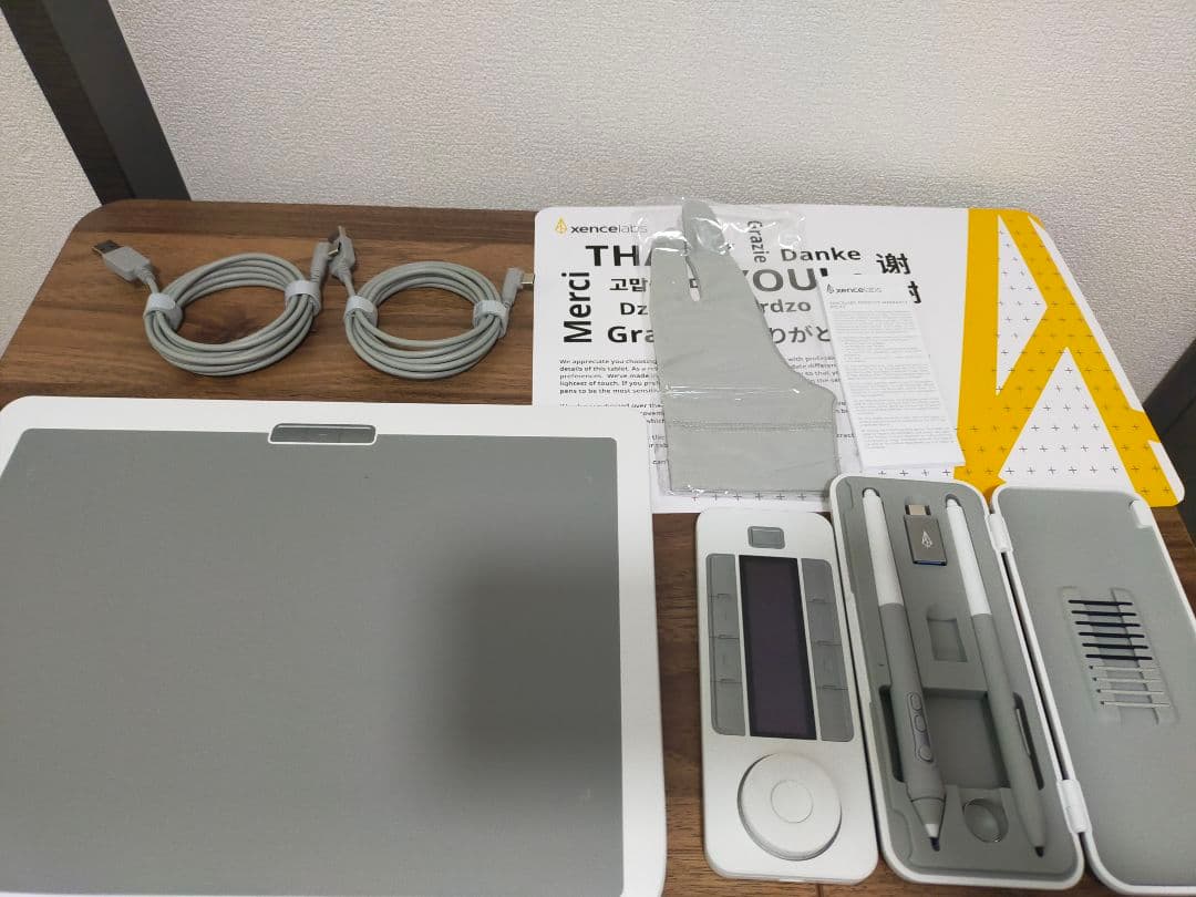 送料無料♥匿名配送✨XENCELABS ペンタブレット Medium バンドル