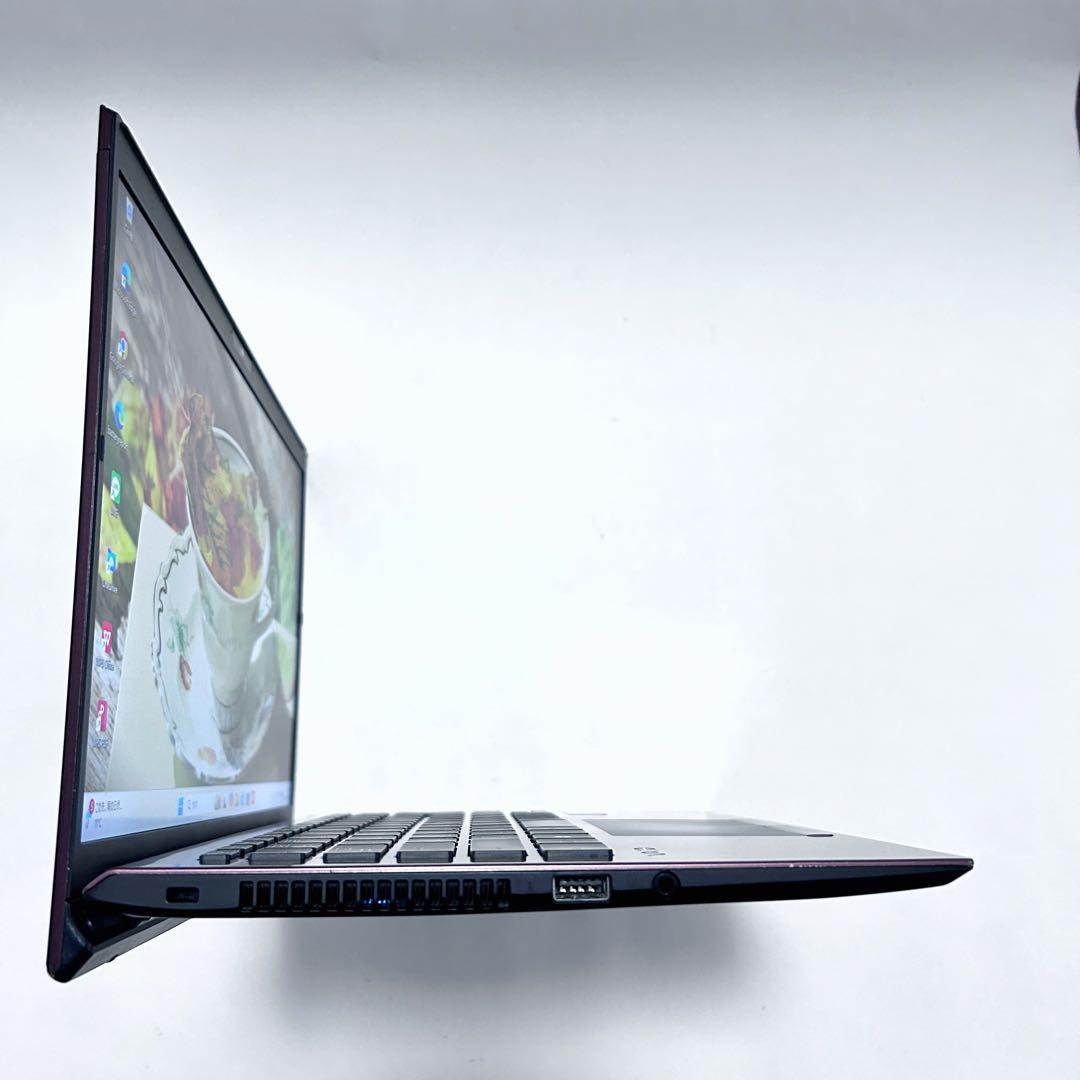 【激レア・ブロンズ／2022年製】VAIO｜第11世代i5／バッテリー超良好
