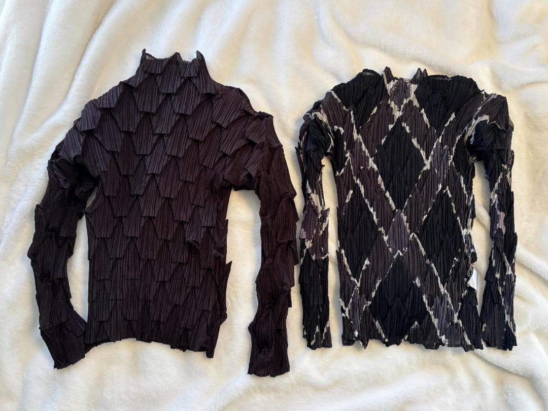 ISSEY MIYAKE ライン柄 変形 立体プリーツ M