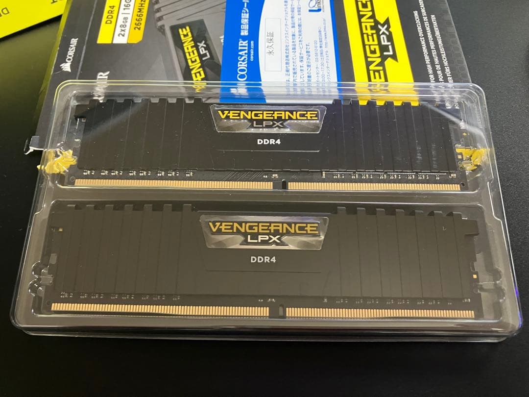 メモリー CORSAIR Vengeance LPX DDR4 16GB 2666MHz