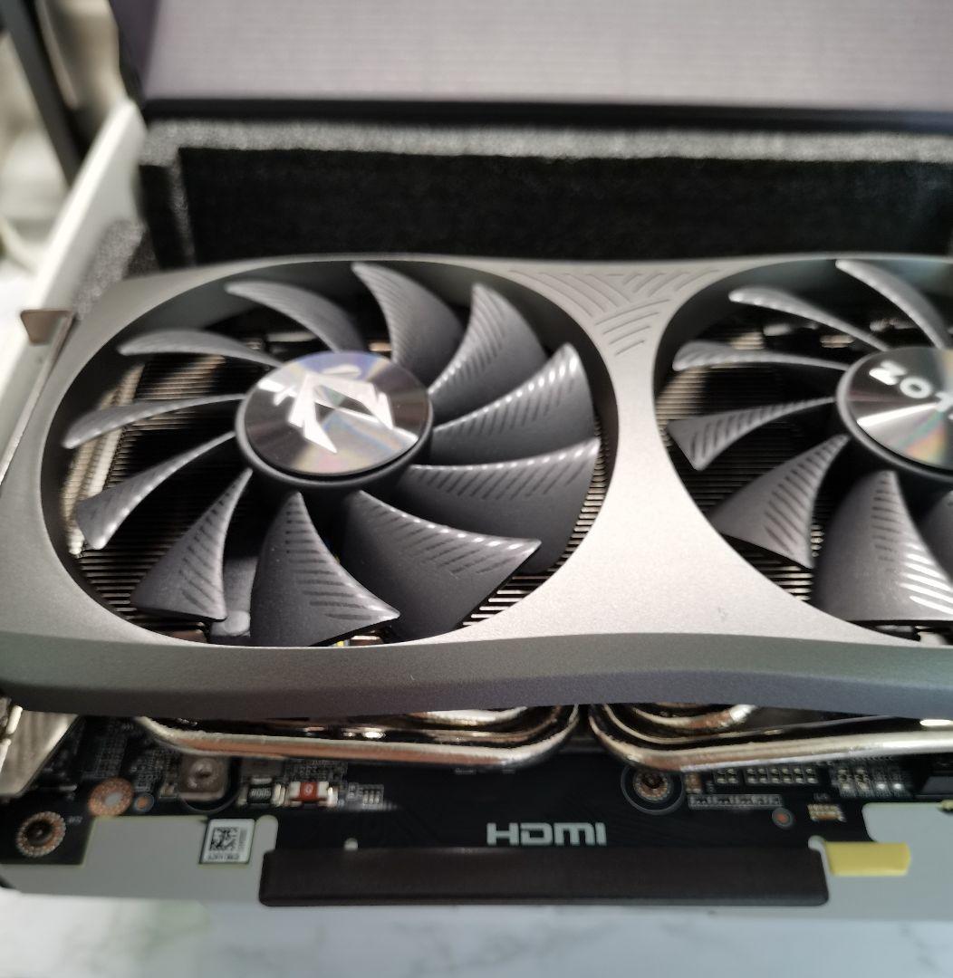 【超美品】 ZOTAC RTX4070 Twin Edge GDDR6X 12G