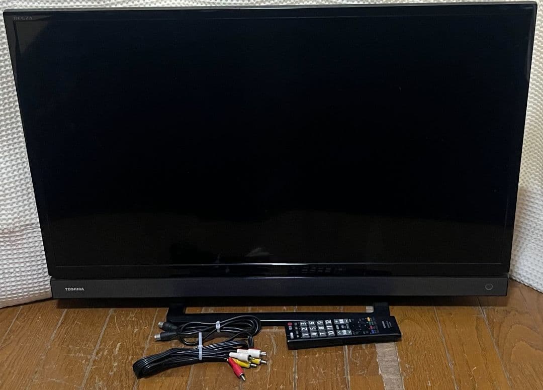 東芝レグザ地デジ液晶テレビ 32型省エネ　LEDバックライト　2019年製