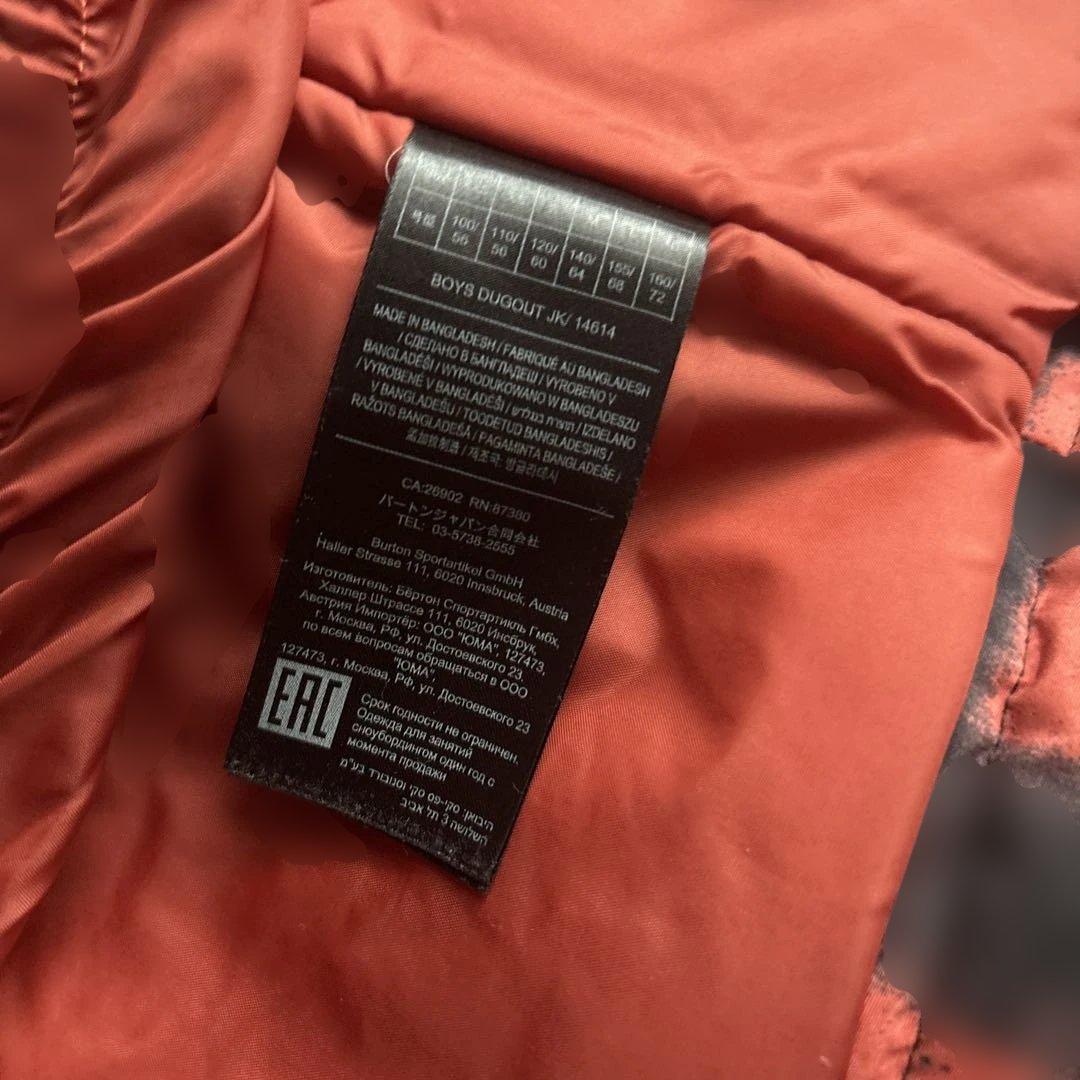 BURTONキッズスノーボードウェア上150cm赤黒チェック クリーニング済