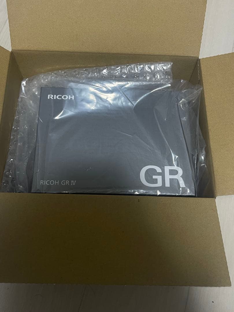【本日限定価格】新品・未使用　RICOH GR IV コンパクトデジタルカメラ