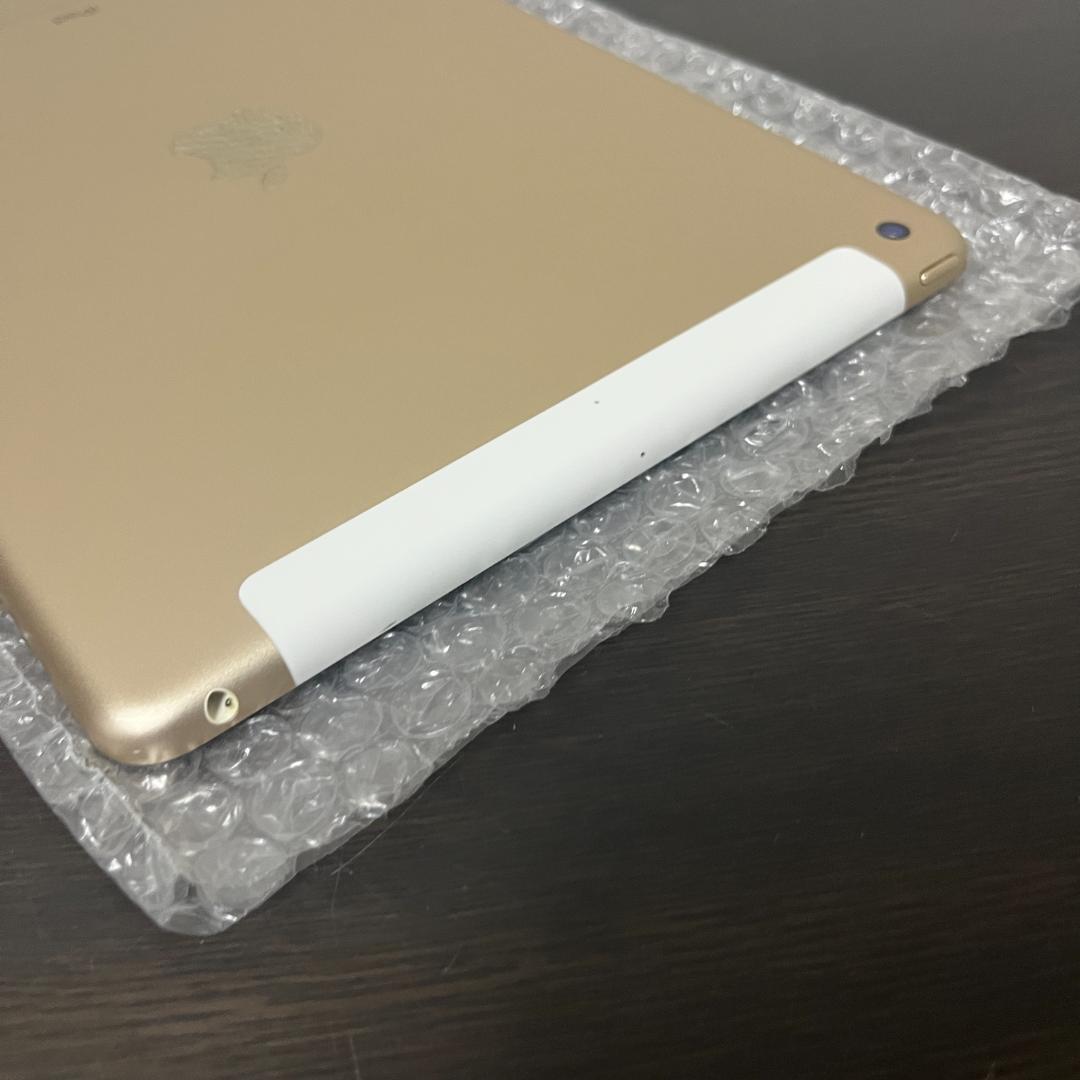 【中古】ドコモ iPad 5 Wi-Fi+Cellular 32GB【動確済】