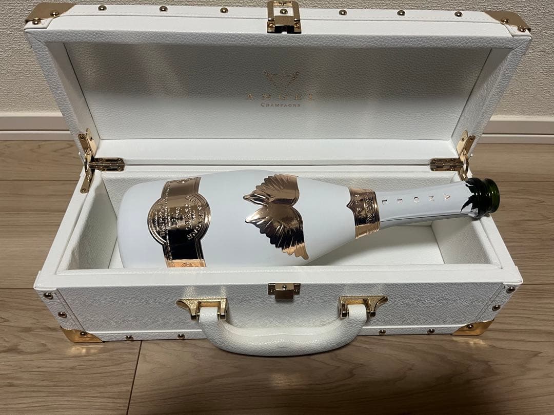 アルマンドシャンパン5色セット　空瓶＋ケース+ケースカバー　+エンジェル白黒