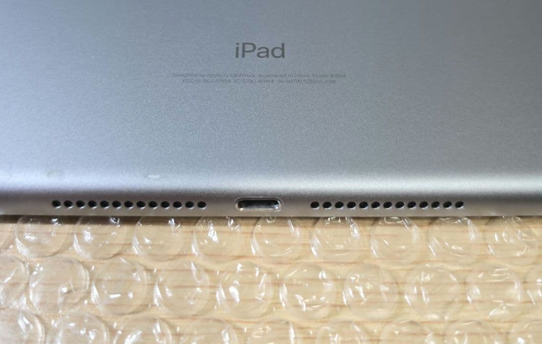 ゆ*様 iPad 6■バッテリー極良品■Wi-Fi+セルラー版■265