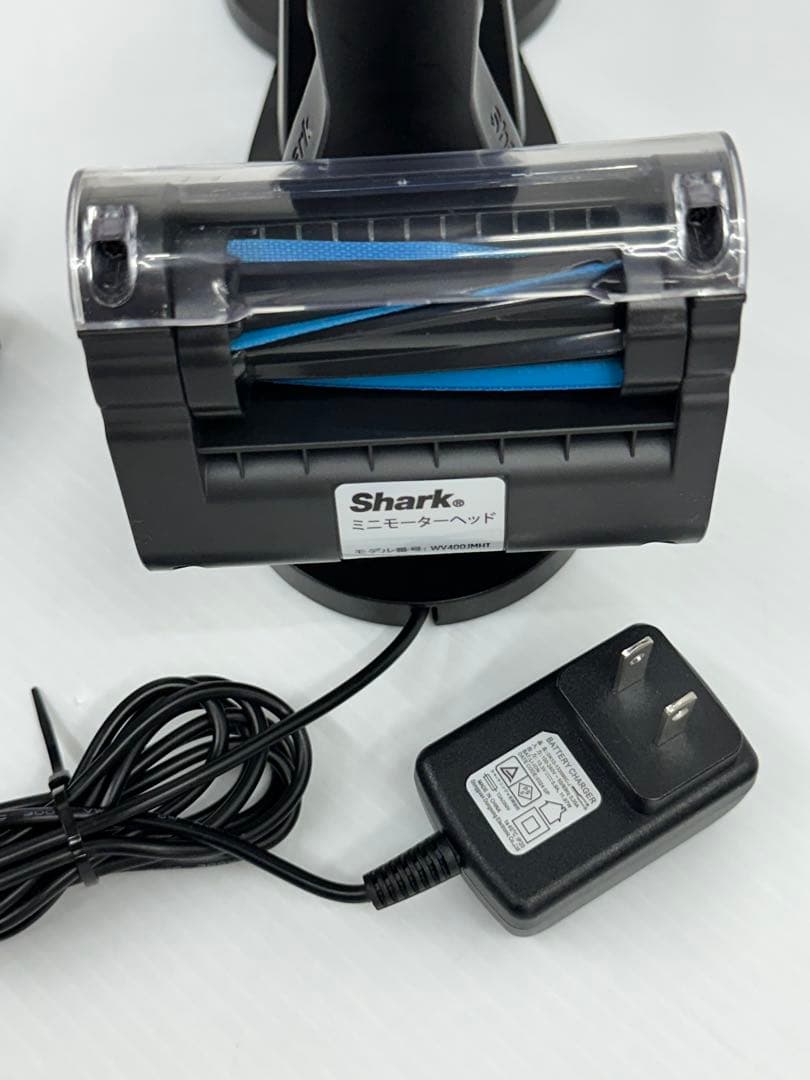 WV516JBK 中古　格安　シャーク　掃除機　純正バッテリー4個付き　付属品有