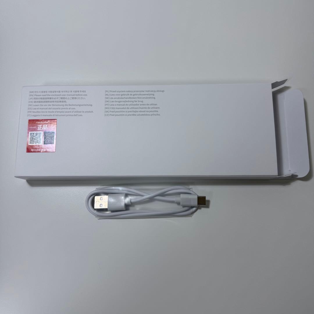 メディキューブ medicube 美顔器 AGE-Rブースタープロ 　正規品